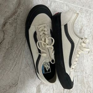 Vans off white